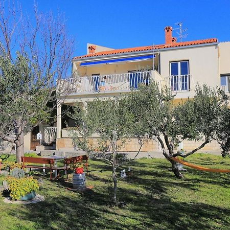 Apartments With A Parking Space Kastel Gomilica, Kastela - 19248 Extérieur photo